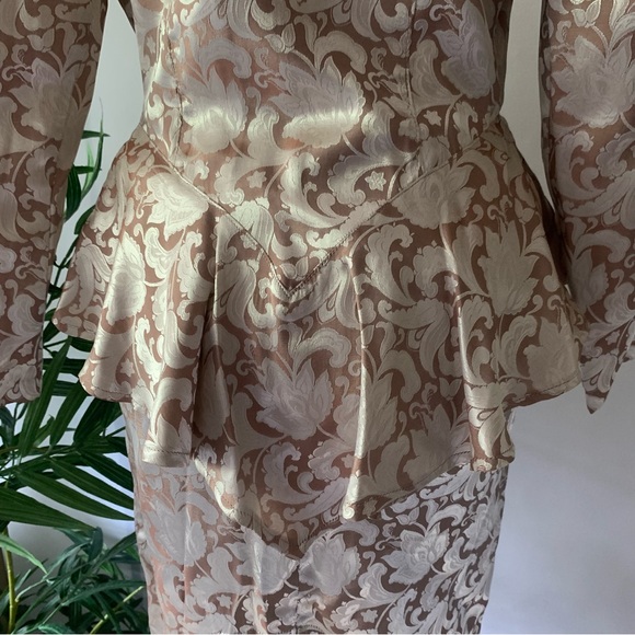 v i n t a g e :: Glam 2pcs Brocade Bombshell Pencil Skirt Peplum Blazer - Picture 13 of 16